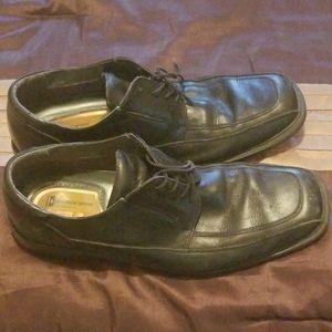 Dockers dress shoes